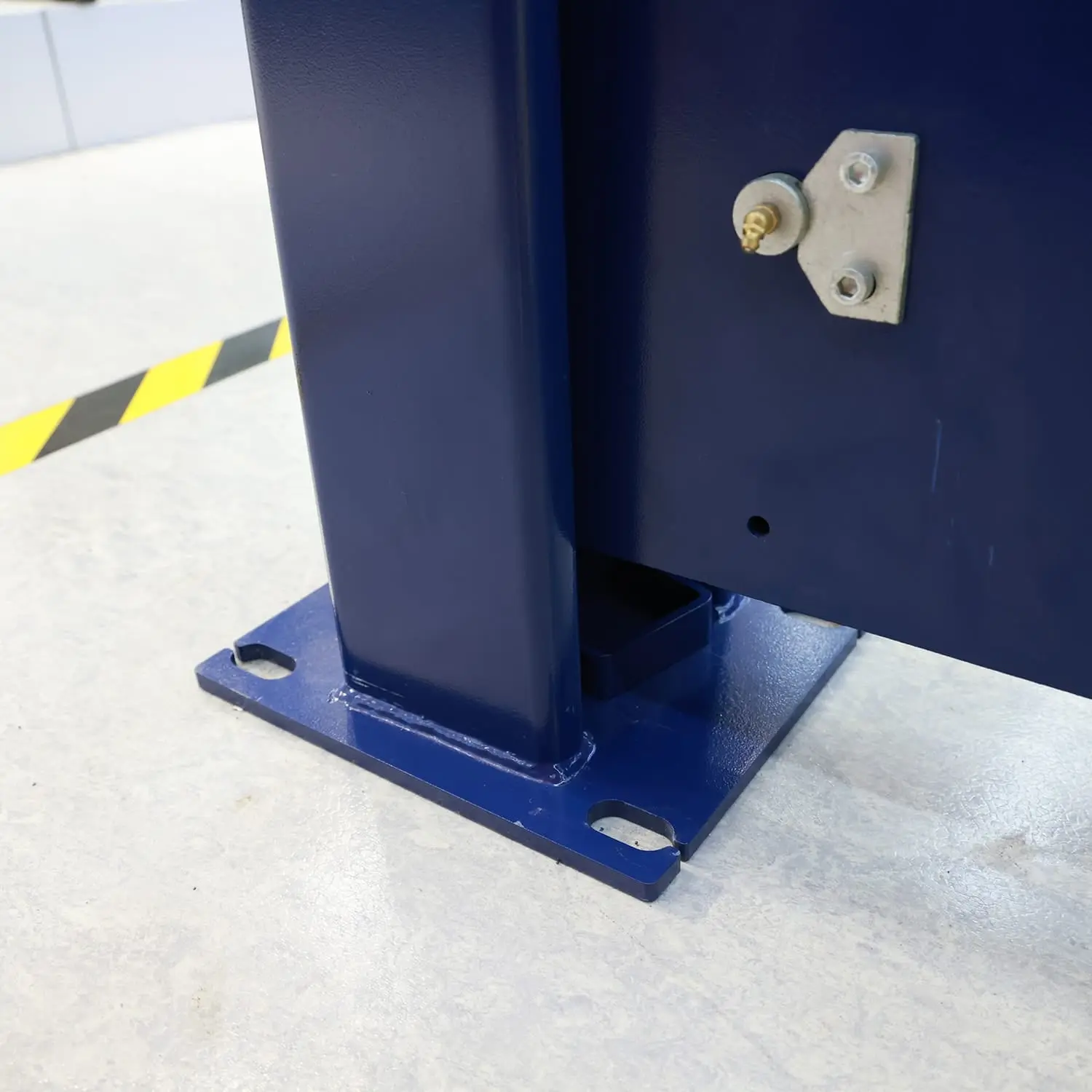 TCE 9,000 LBs 4 Post Car Lift Parking Lift, 2 Year Warranty, QJY4040-DS - Image 5